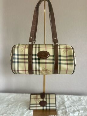 Burberry Beige Plaid Barrel Shoulder Bag with wallet set